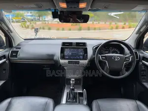 Toyota Land Cruiser Prado 2.7 2021 Black