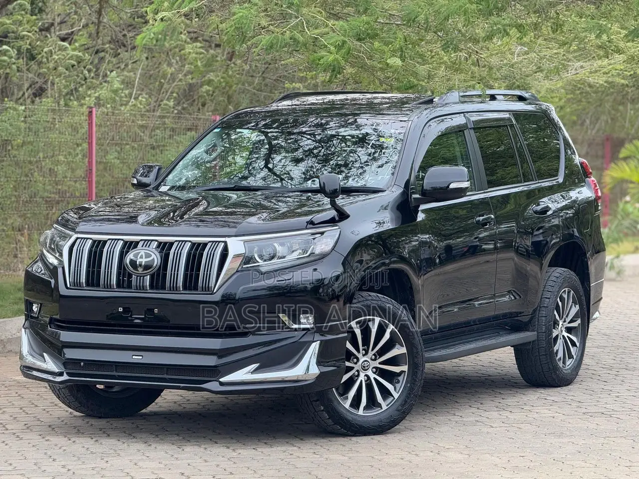 Toyota Land Cruiser Prado 2.7 2021 Black