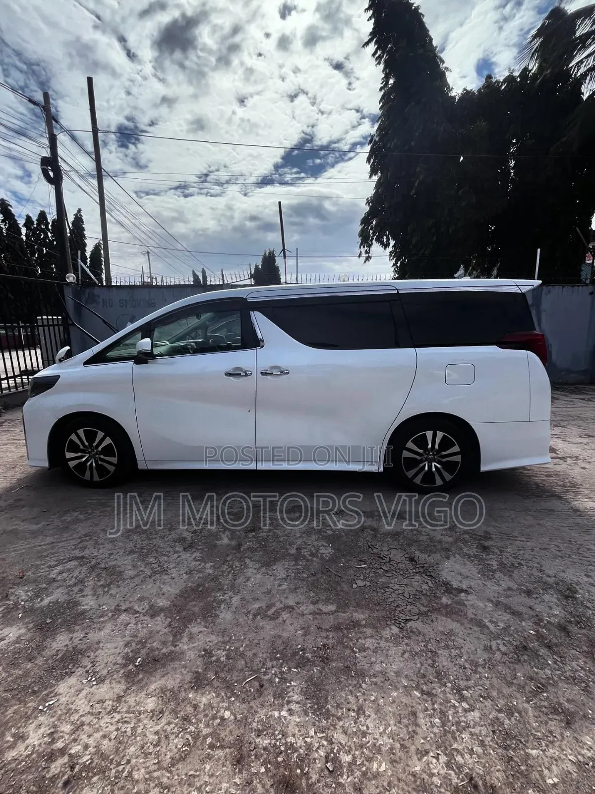 Toyota Alphard 2020 White