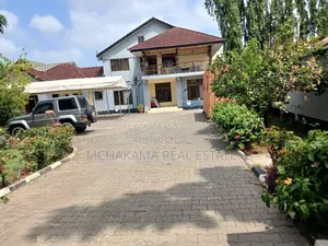 4bdrm Block of Flats in Yusuph Mchakama, Mbezi Beach for sale