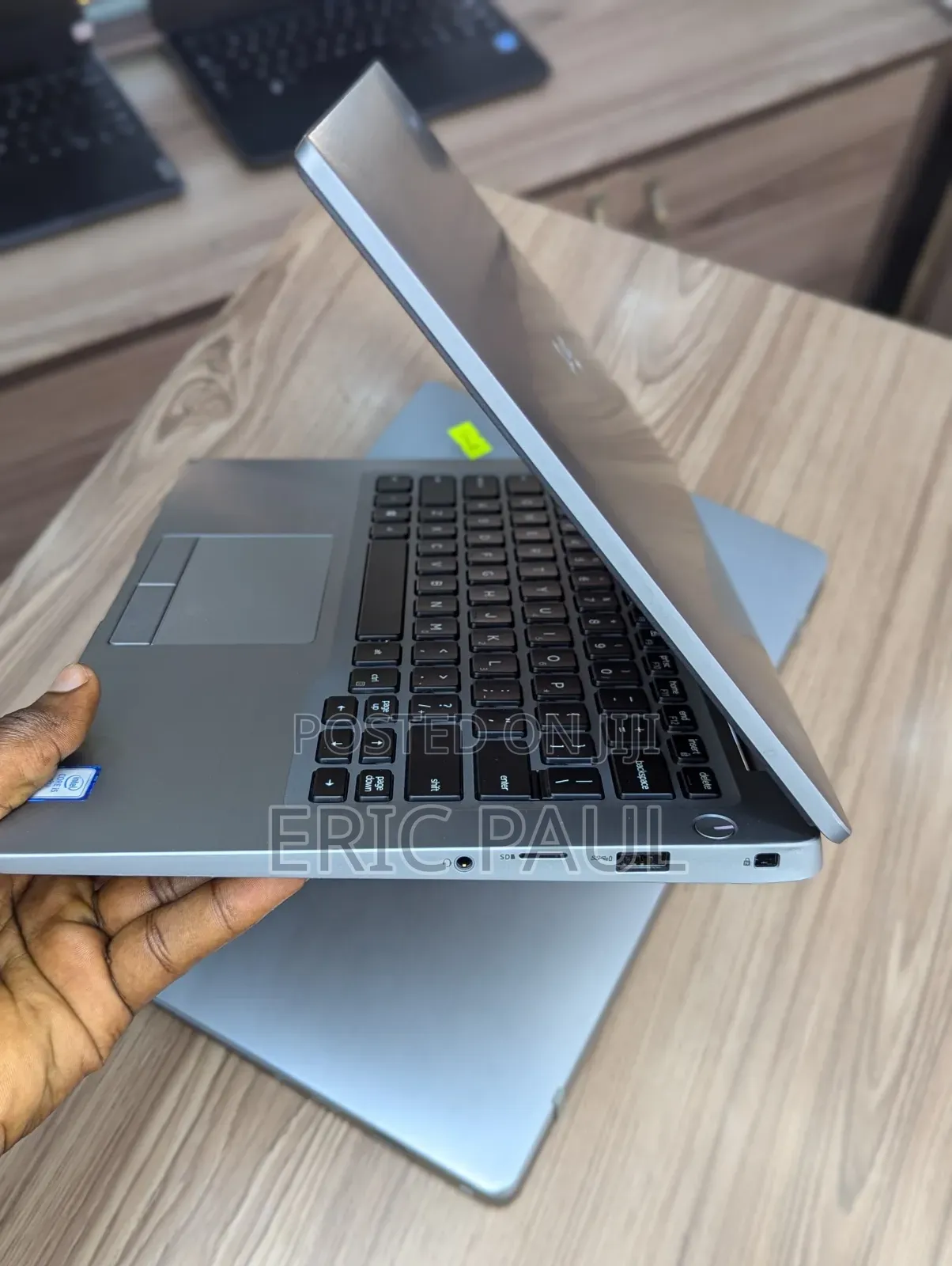 New Laptop Dell Latitude 7400 8GB Intel Core I5 SSD 256GB