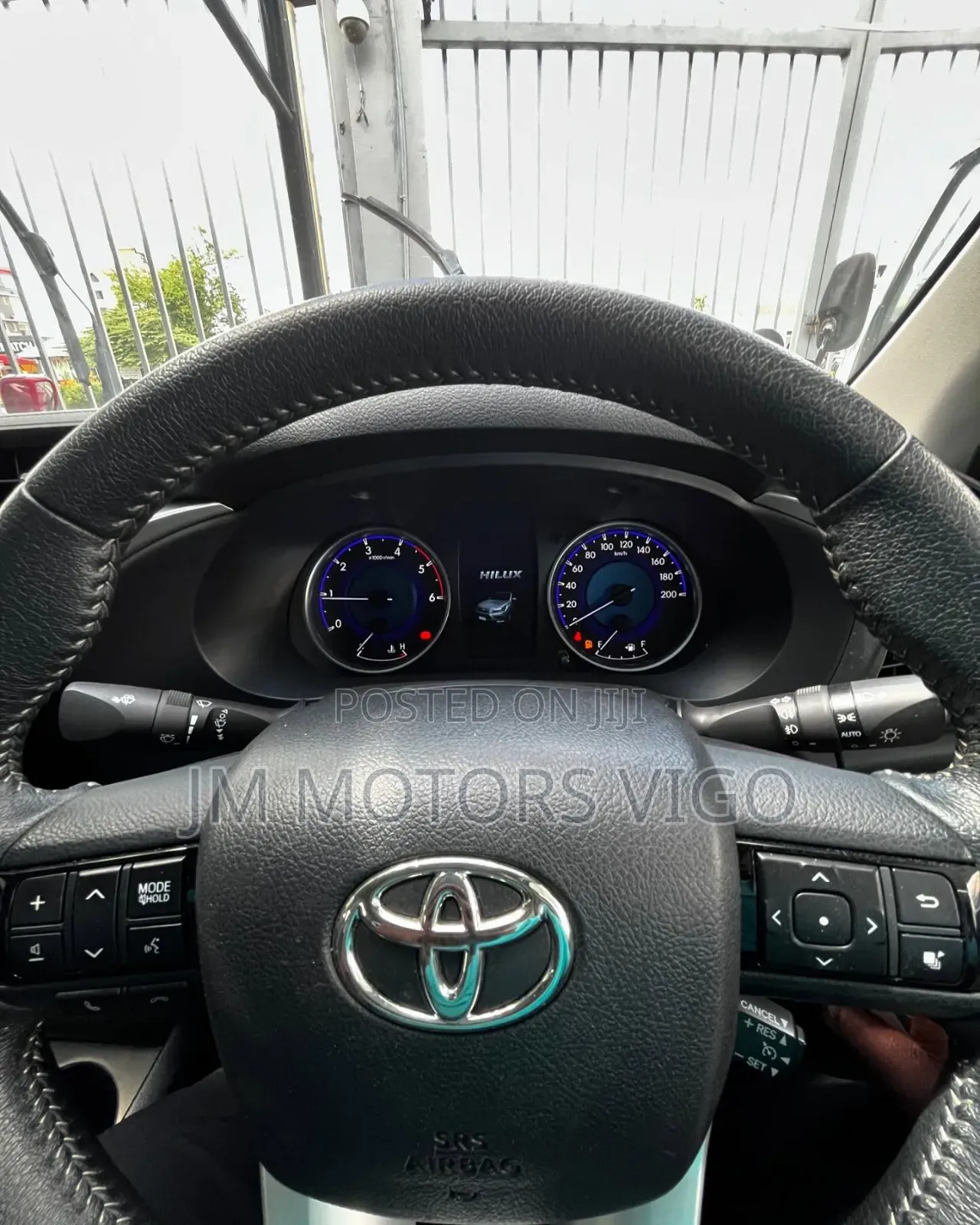 Toyota Hilux 2019 Burgundy
