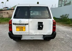 Nissan Patrol 2007 White