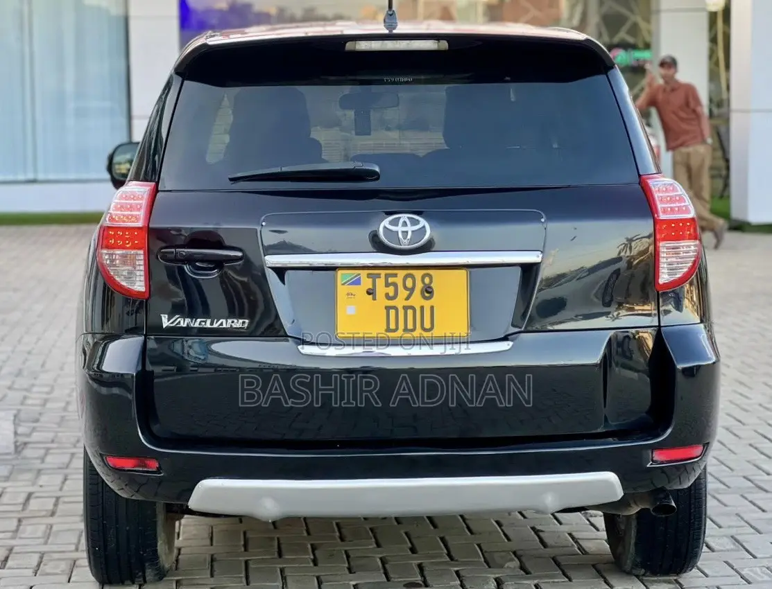 Toyota Vanguard 2008 Black