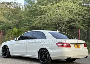 Mercedes-Benz E200 2012 White