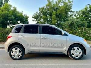 Toyota IST 2004 Silver