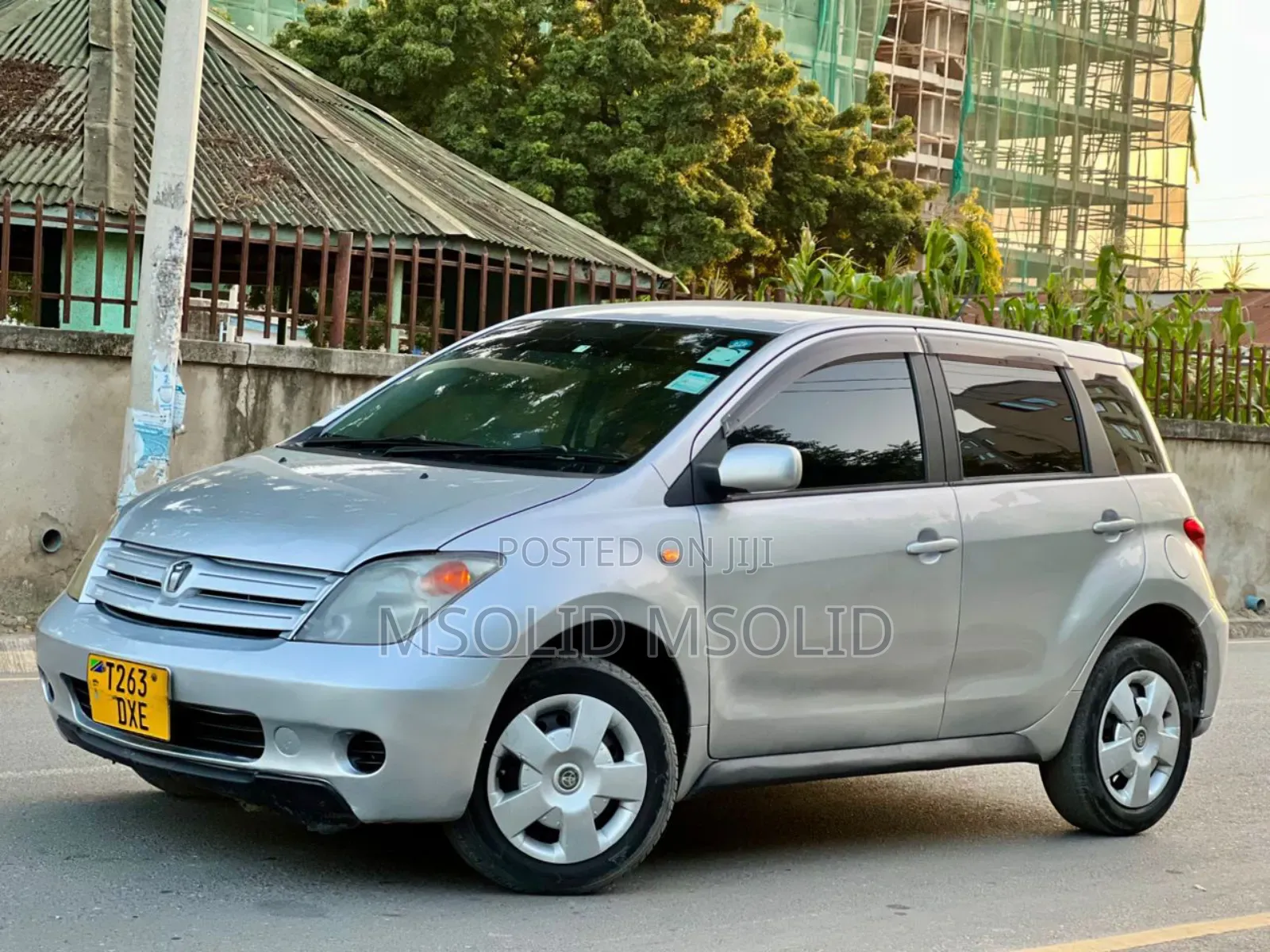 Toyota IST 2004 Silver