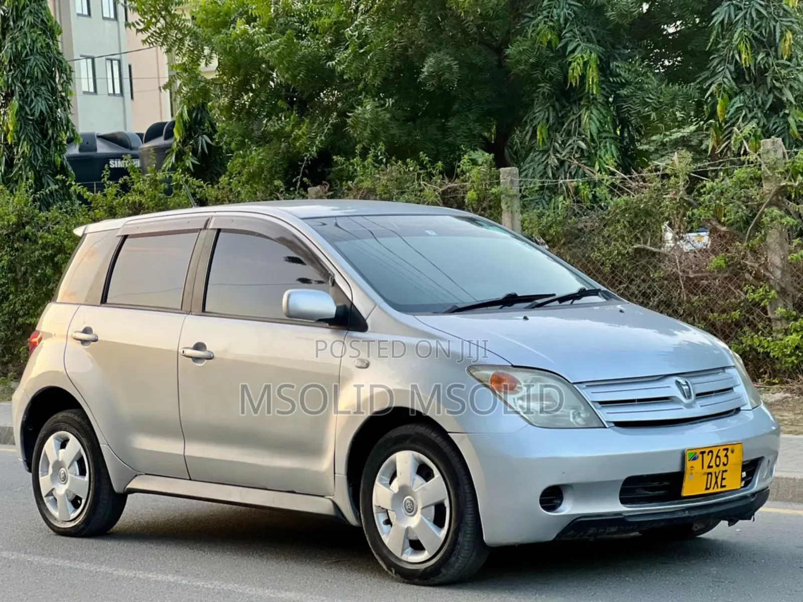 Toyota IST 2004 Silver