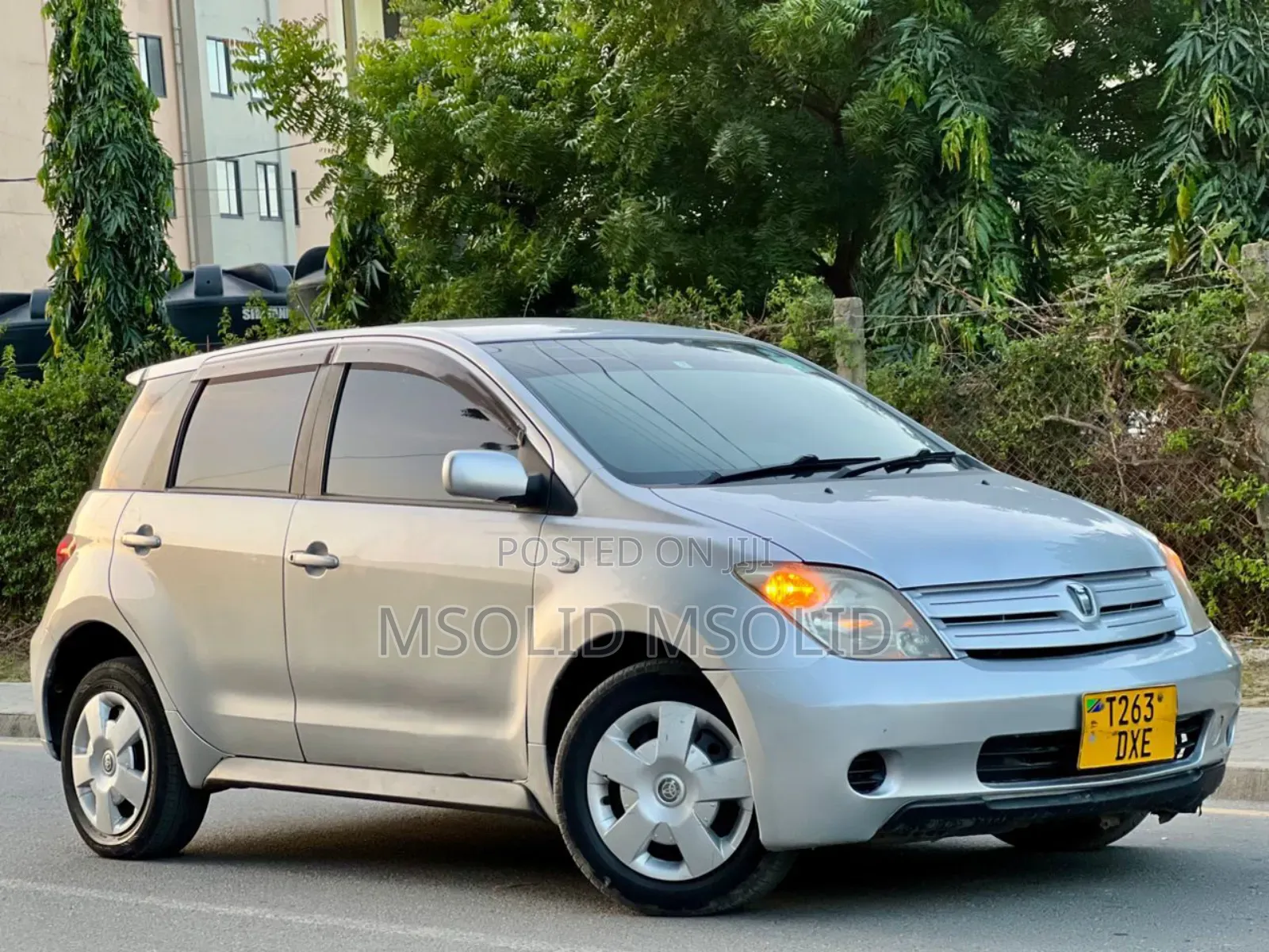 Toyota IST 2004 Silver