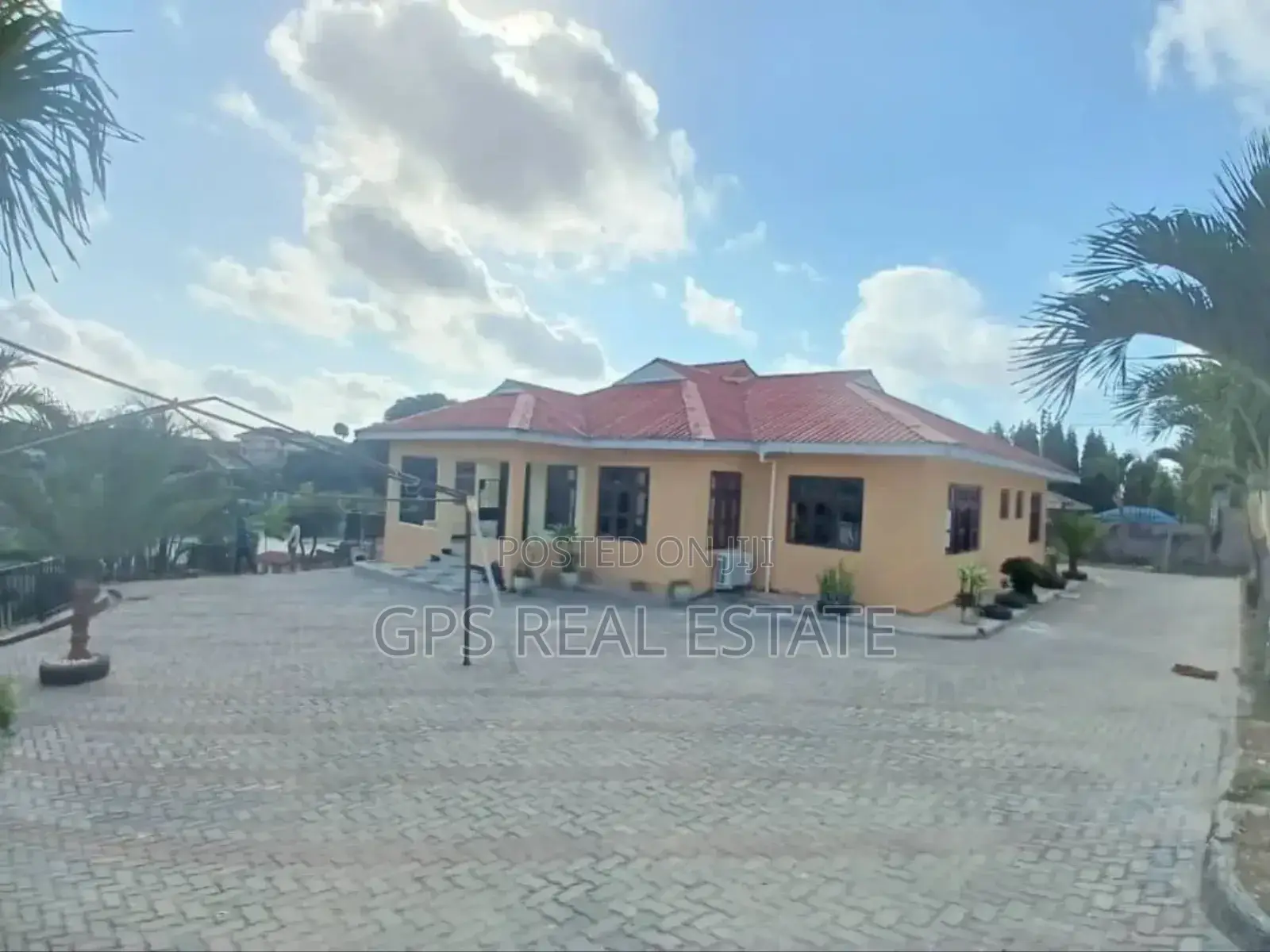 4bdrm House in Kimara Suka, Kinondoni for sale