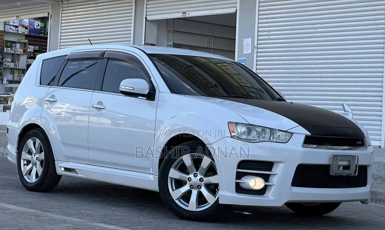 Mitsubishi Outlander 2010 White