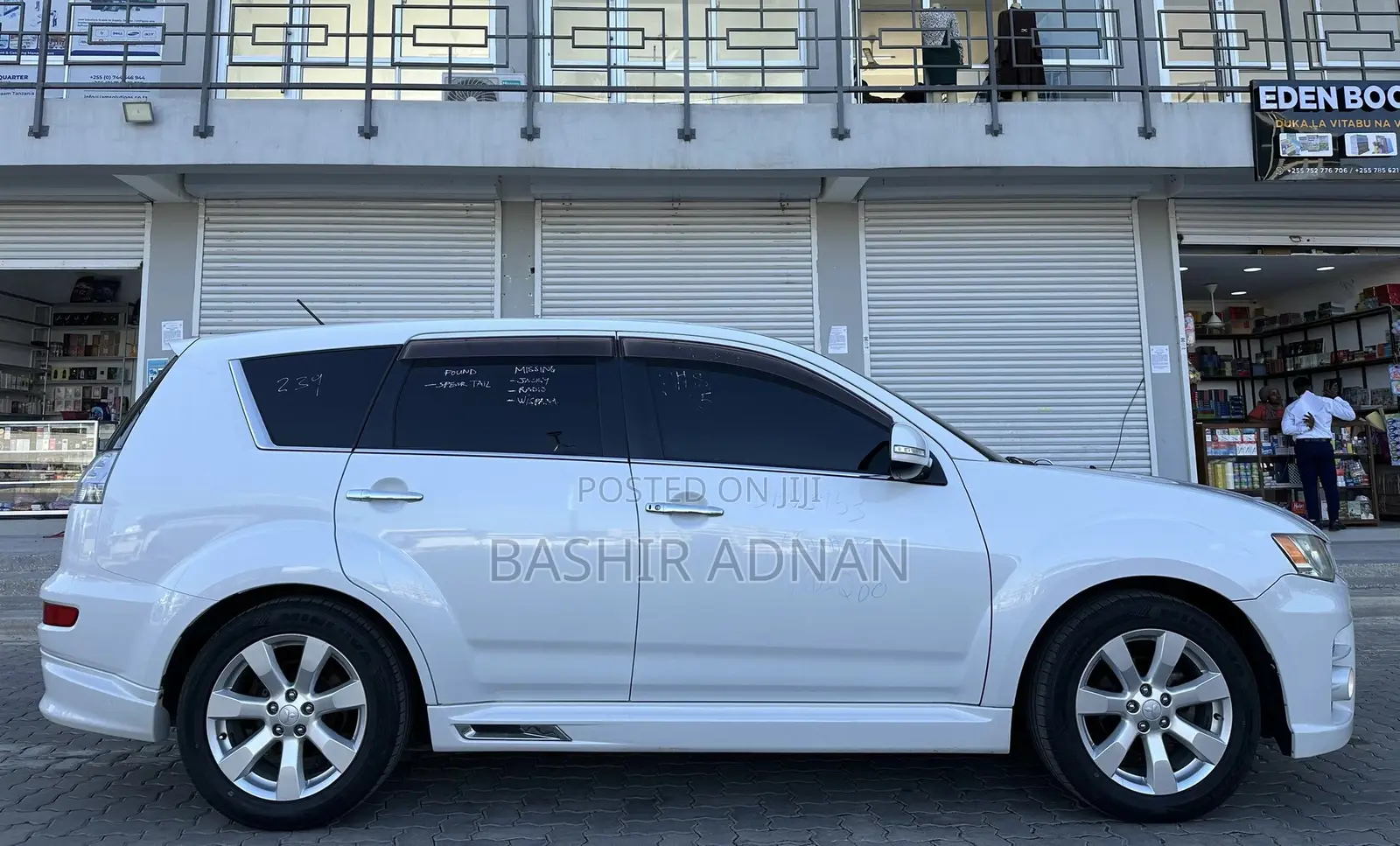 Mitsubishi Outlander 2010 White