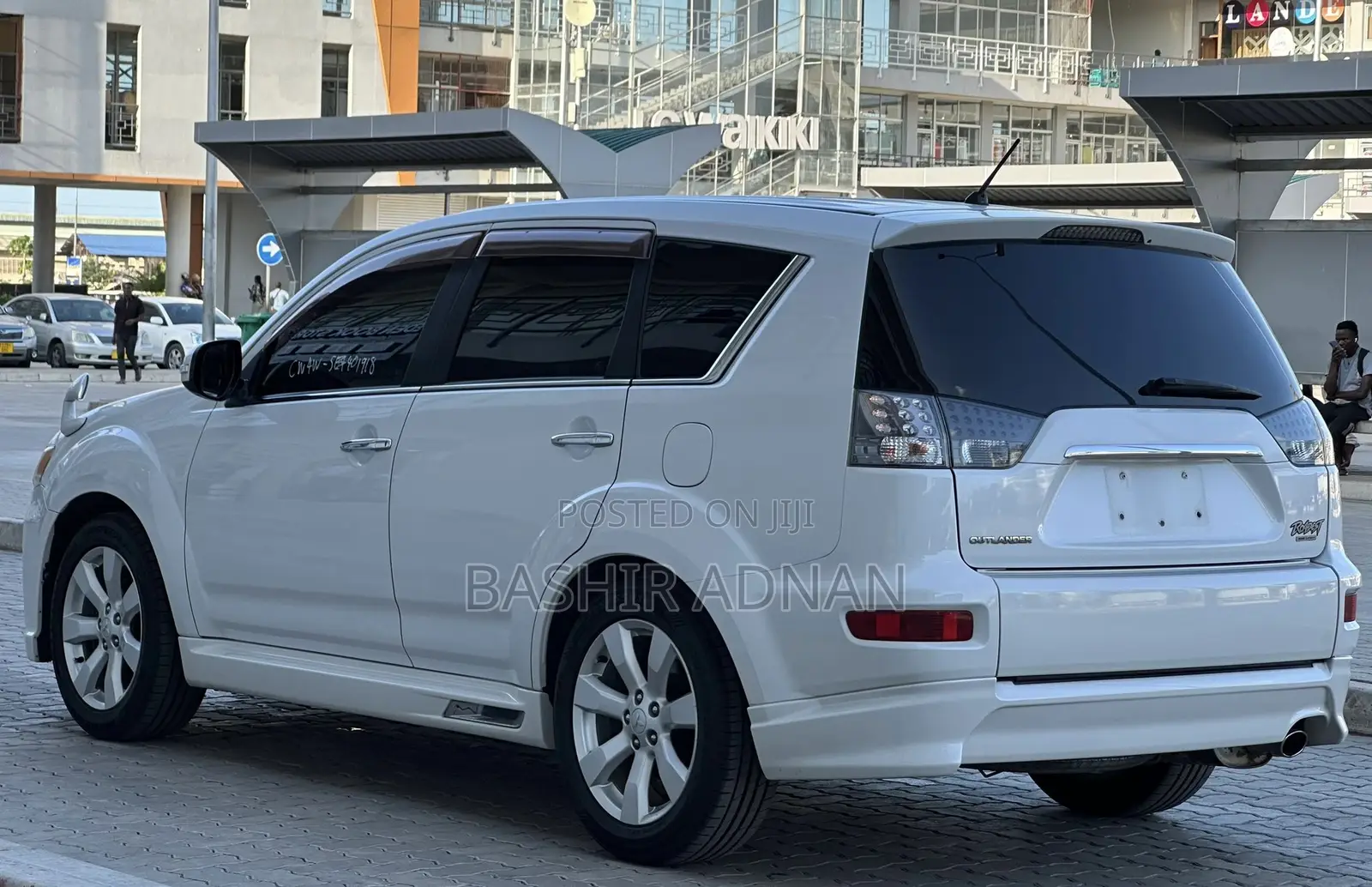 Mitsubishi Outlander 2010 White