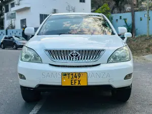 Photo - Toyota Harrier 2007 White