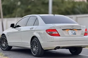 Mercedes-Benz C-Class 2008 White