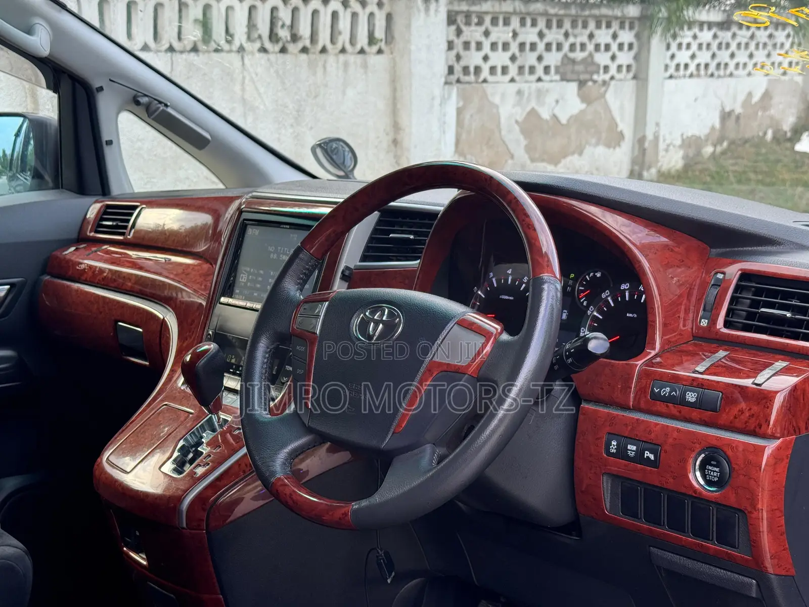 Toyota Vellfire 2009 Gray