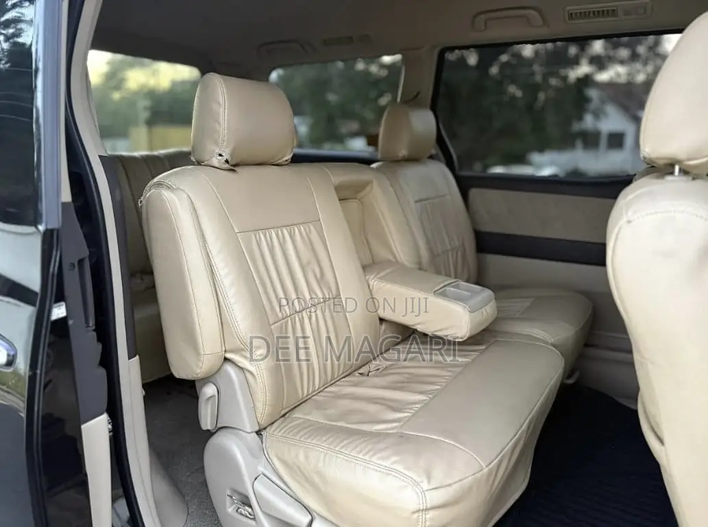 Toyota Alphard 2.4 Petrol AWD 2006 Black