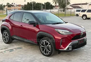 Toyota Yaris Cross 2024 Burgundy
