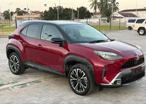 Toyota Yaris Cross 2024 Burgundy