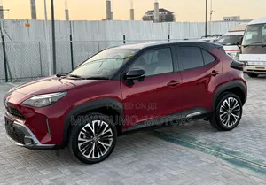 Toyota Yaris Cross 2024 Burgundy