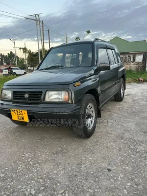 Suzuki Escudo 1997 Black