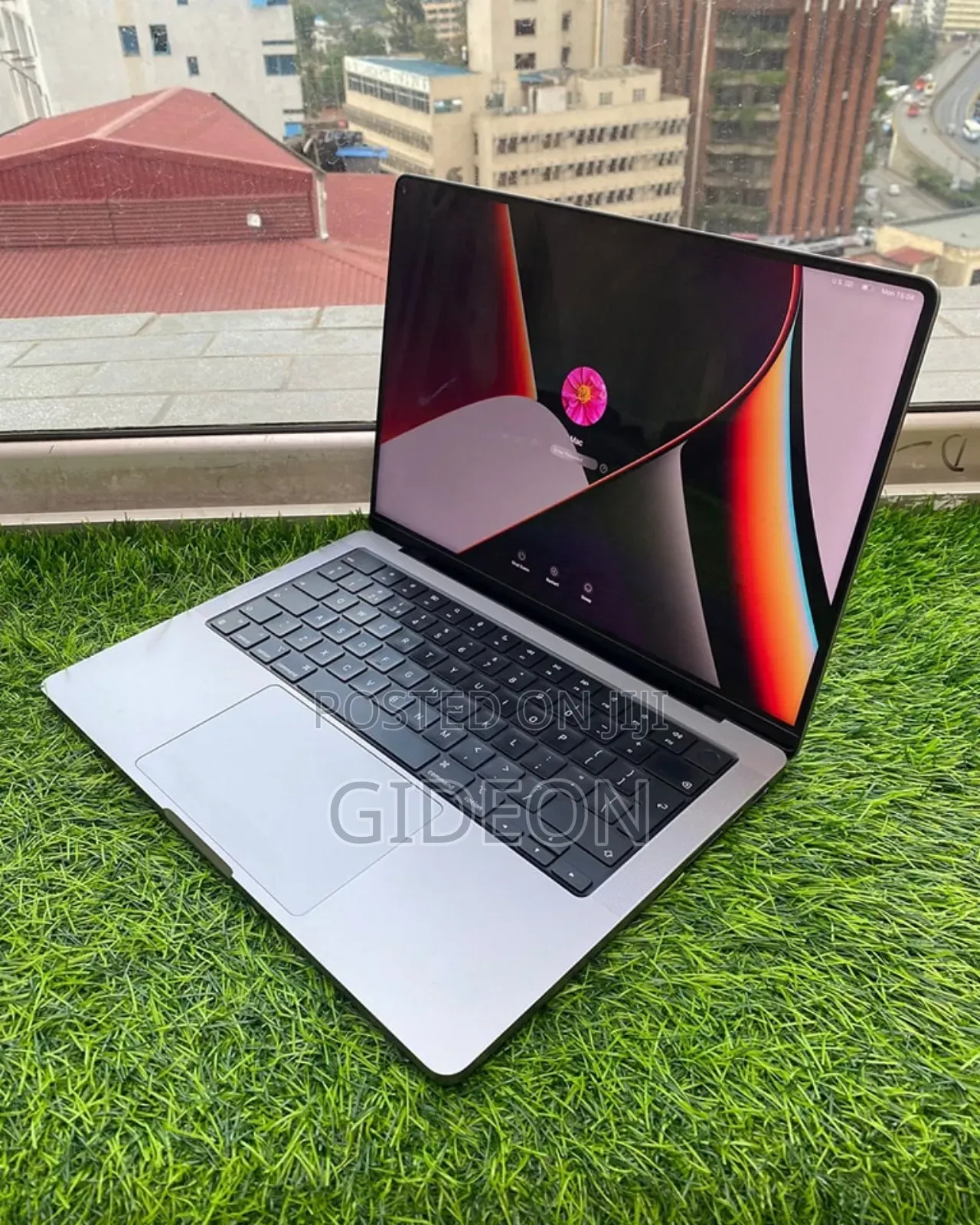 Laptop Apple MacBook Pro 2021 M1 32GB Apple M1 Pro SSD 1T