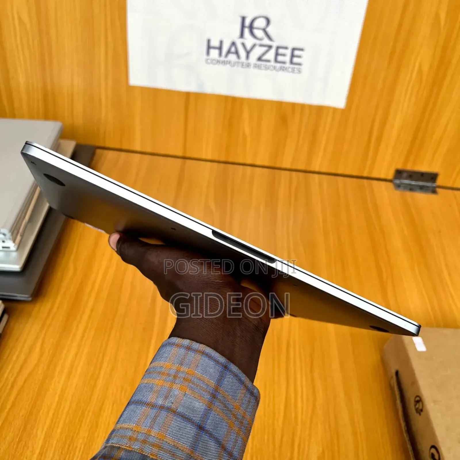Laptop Apple MacBook Pro 2020 M1 8GB Apple M1 SSD 512GB
