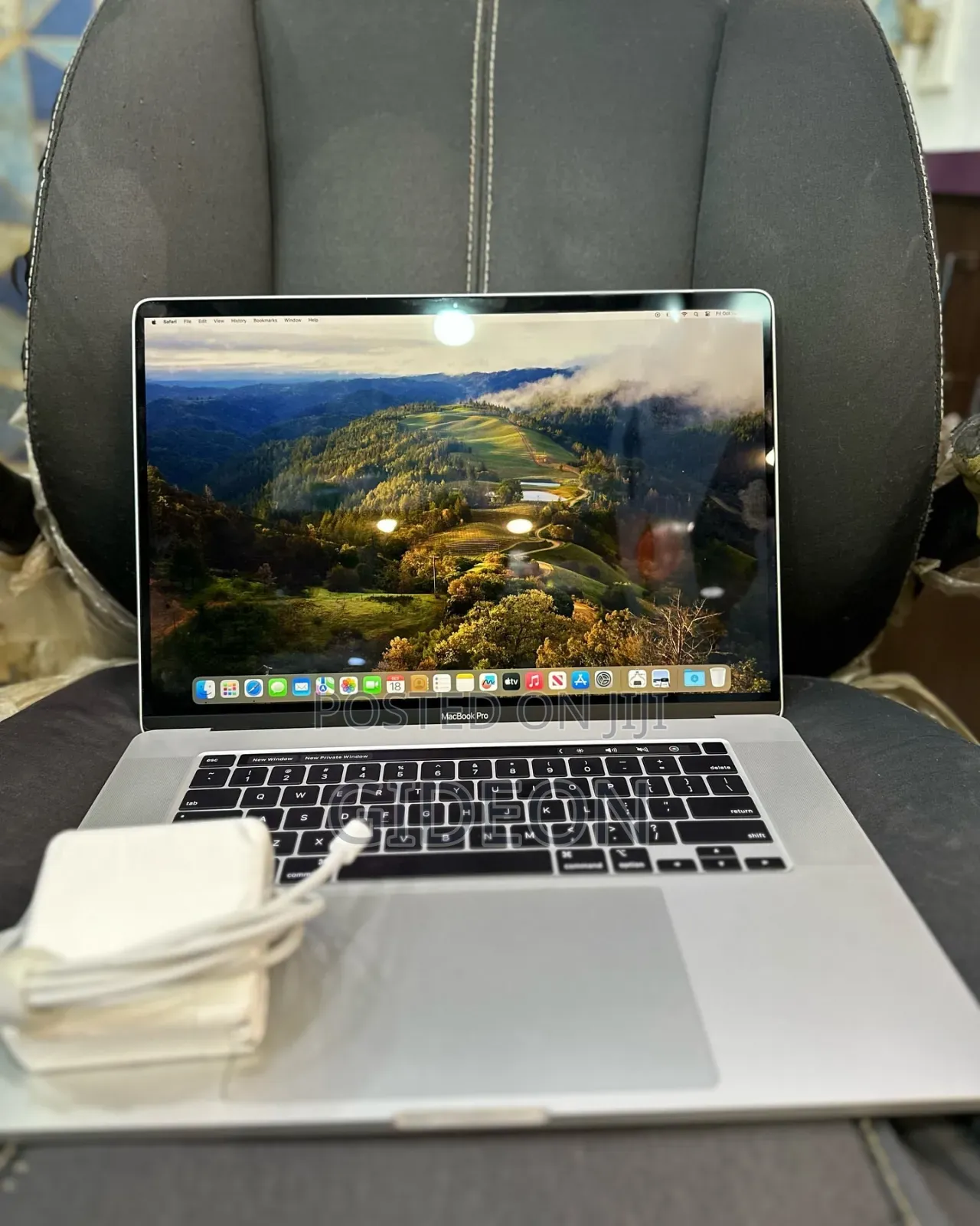 Laptop Apple MacBook Pro 2019 64GB Intel Core I9 SSD 512GB