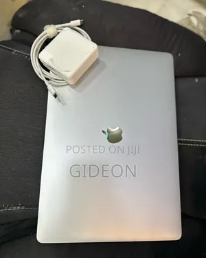 Laptop Apple MacBook Pro 2019 64GB Intel Core I9 SSD 512GB