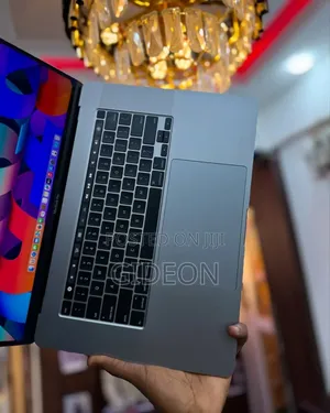 Laptop Apple MacBook Pro 2019 64GB Intel Core I9 SSD 512GB