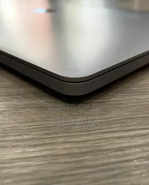 Laptop Apple MacBook Pro 2019 32GB Intel Core I9 SSD 1T