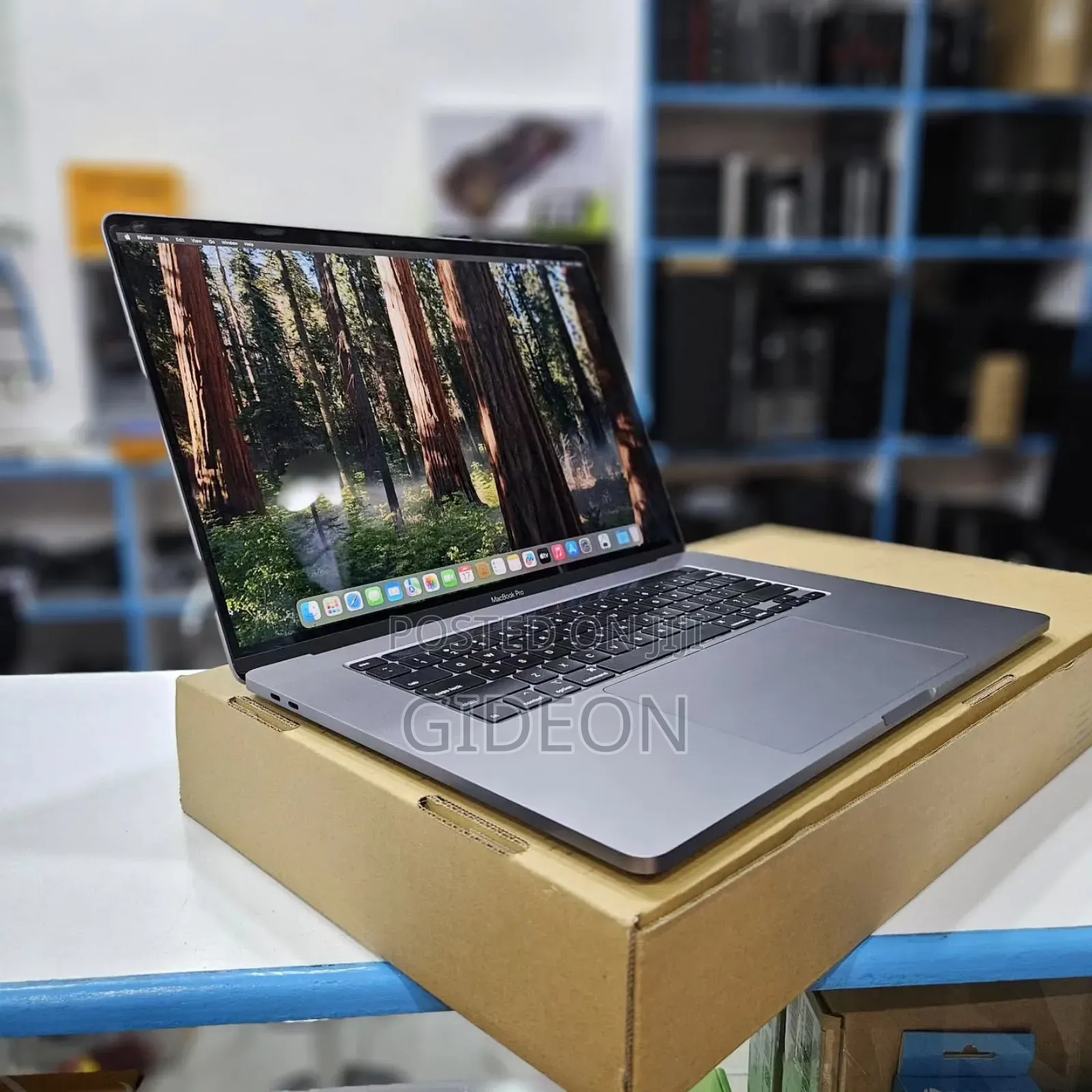Laptop Apple MacBook Pro 2019 32GB Intel Core I9 SSD 1T