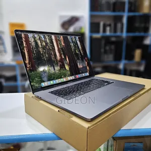 Laptop Apple MacBook Pro 2019 32GB Intel Core I9 SSD 1T