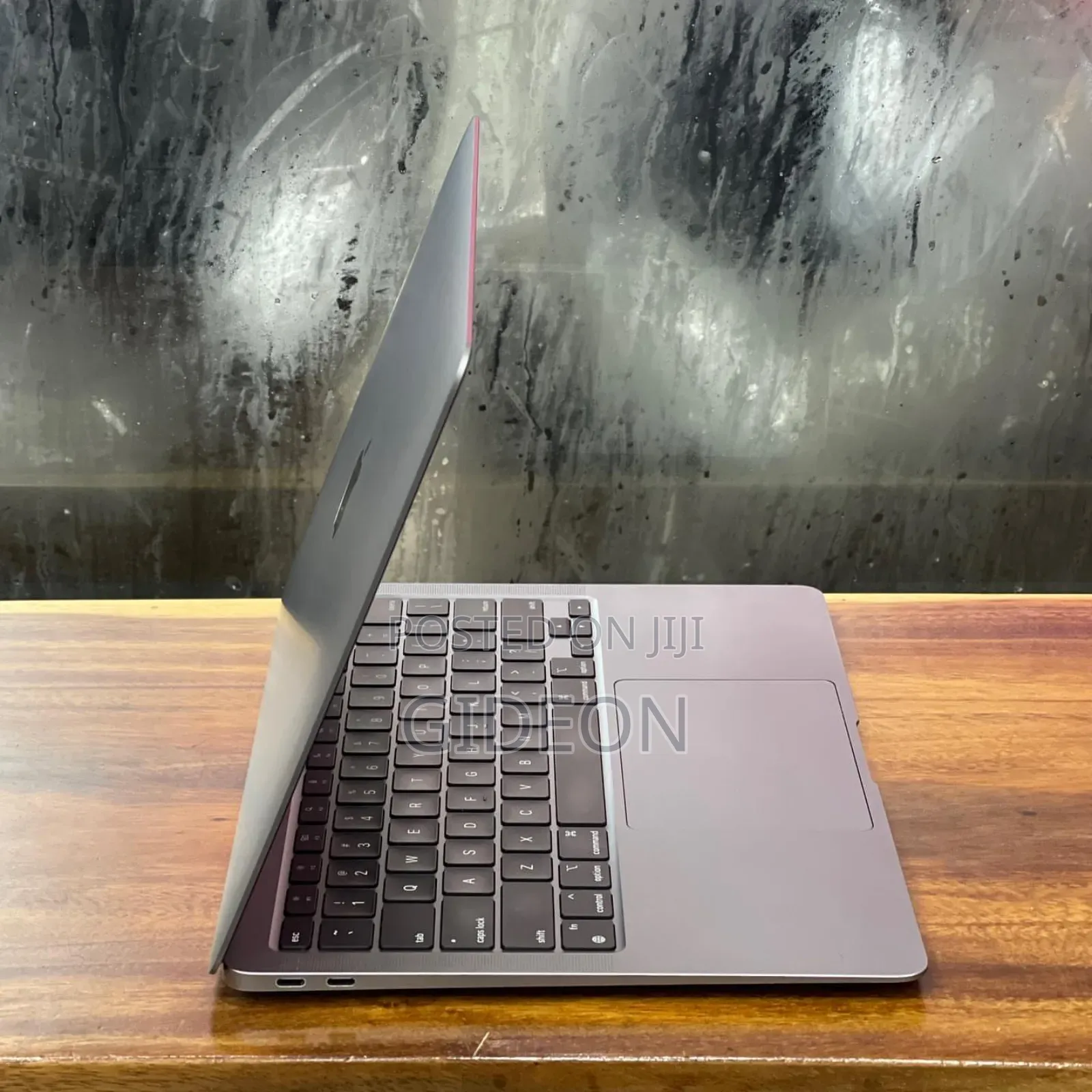 Laptop Apple MacBook Air 2020 8GB Apple M1 SSD 256GB