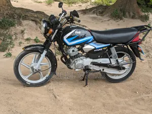 TVS HLX 125 2024 Black