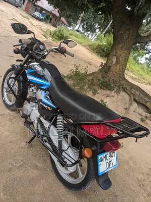 TVS HLX 125 2024 Black