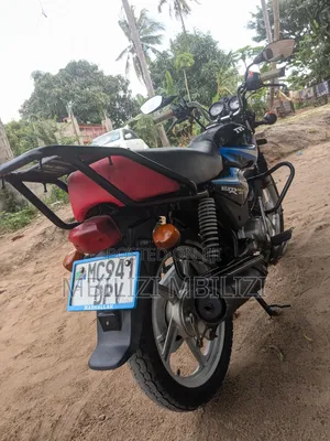 TVS HLX 125 2024 Black