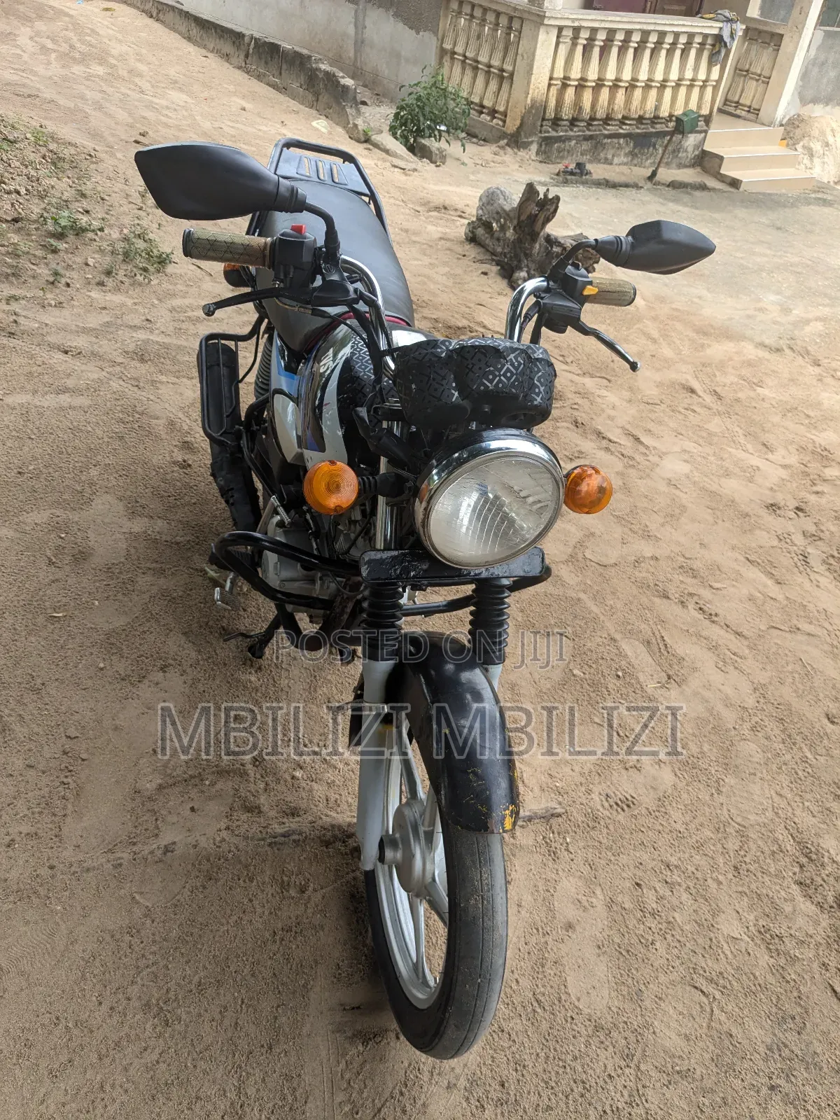 TVS HLX 125 2024 Black