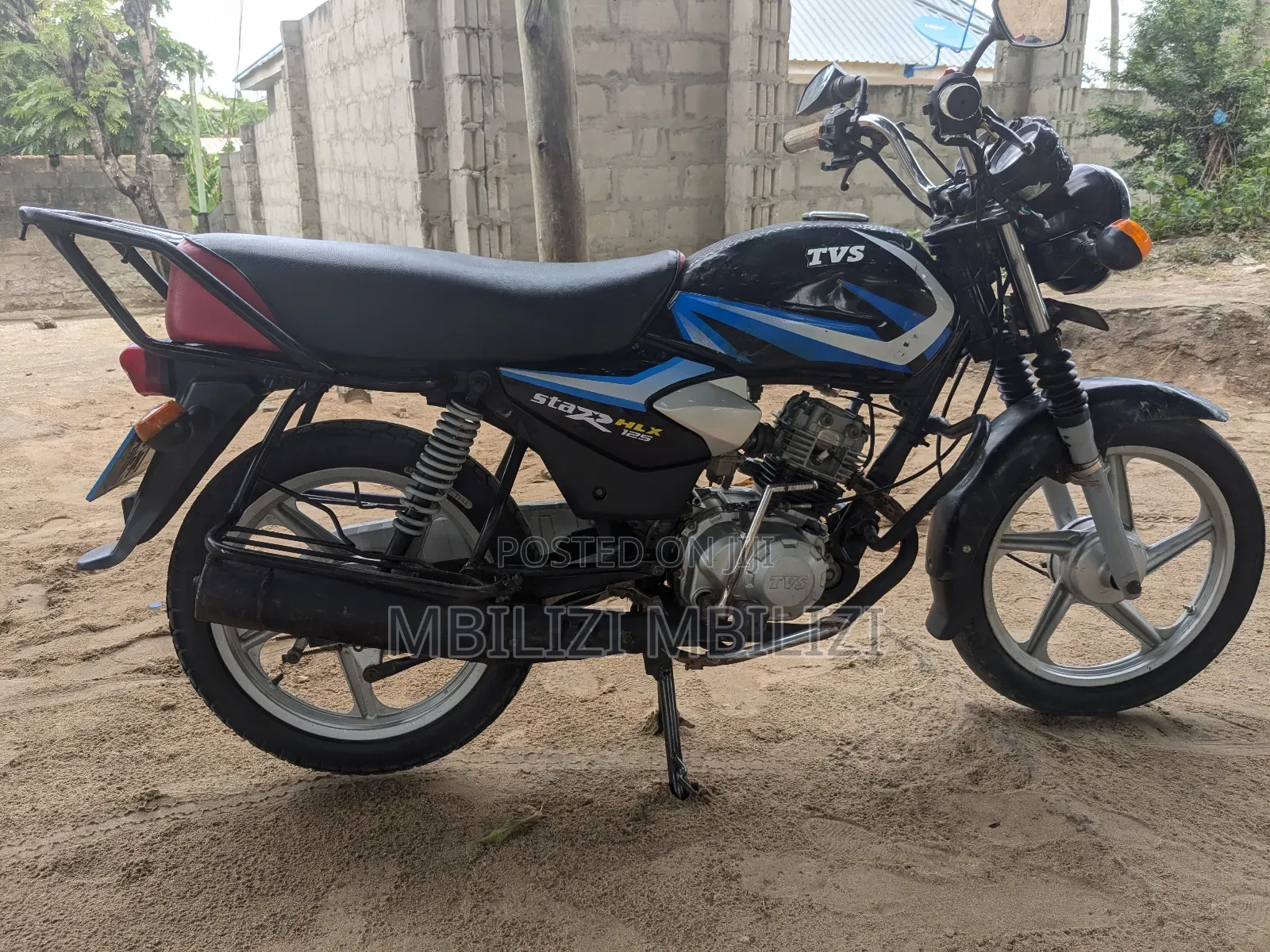 TVS HLX 125 2024 Black