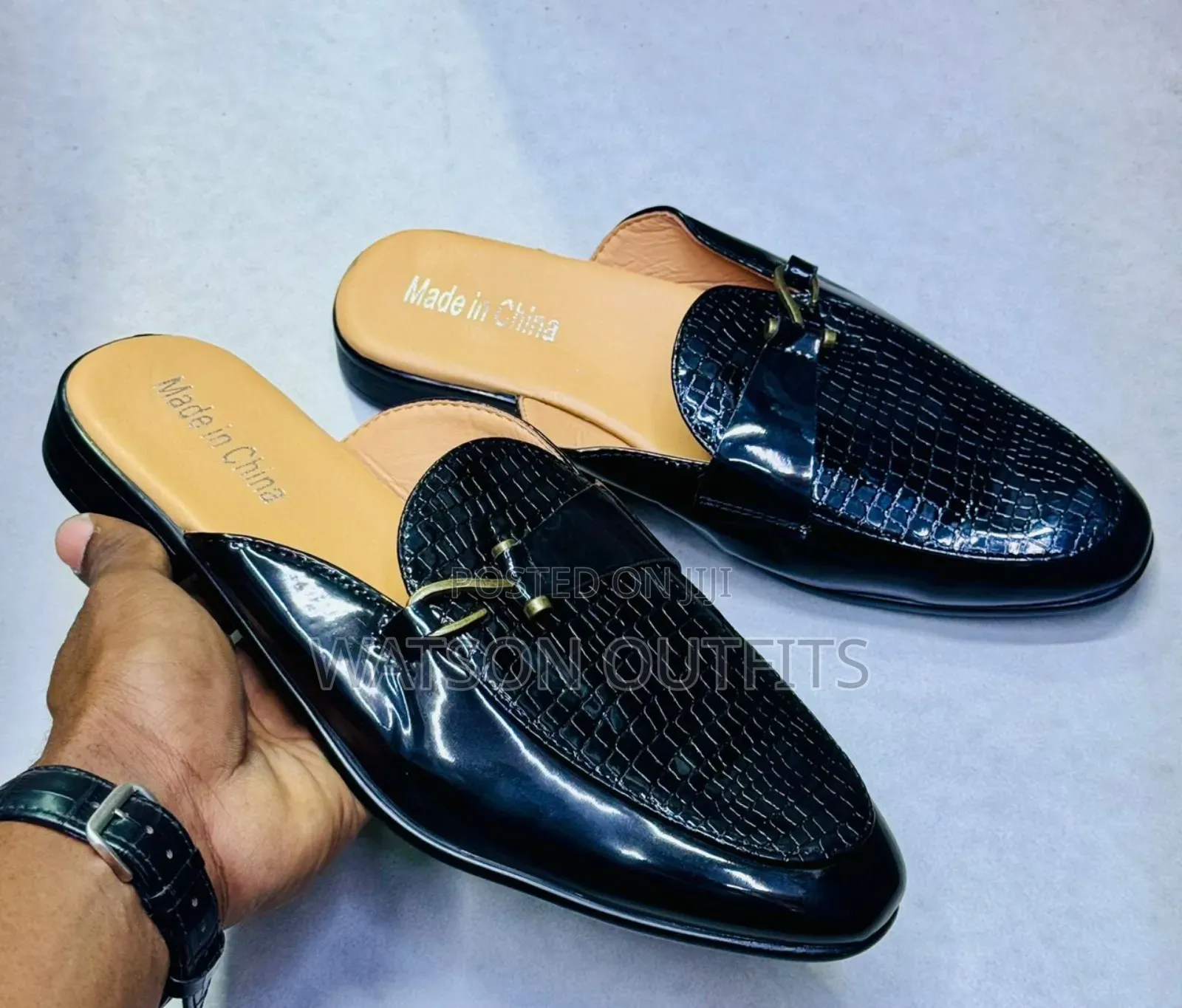 Mules Shoes New Original in Different Sizes