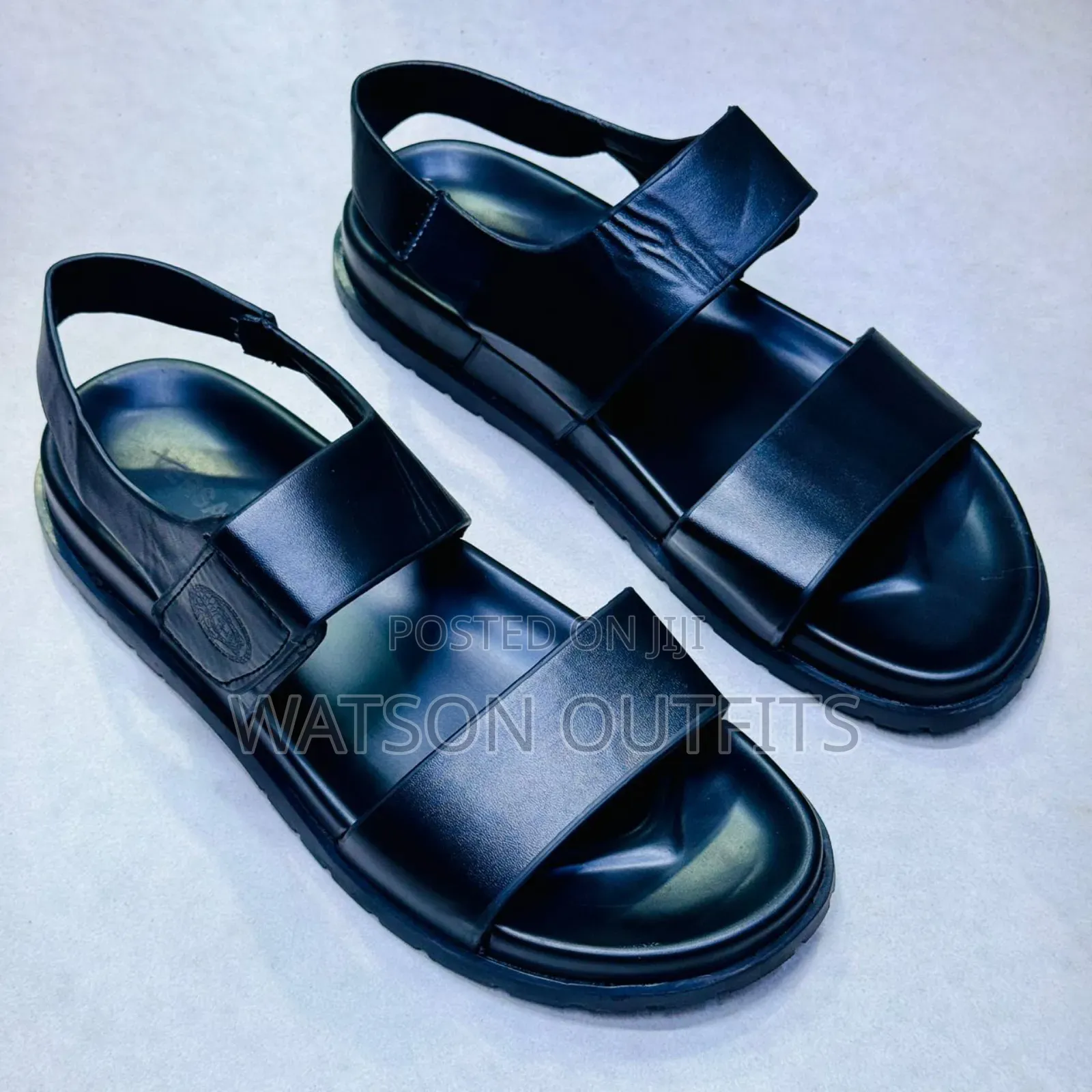 Sandals Official in Brunello Louis Vuitton and Others
