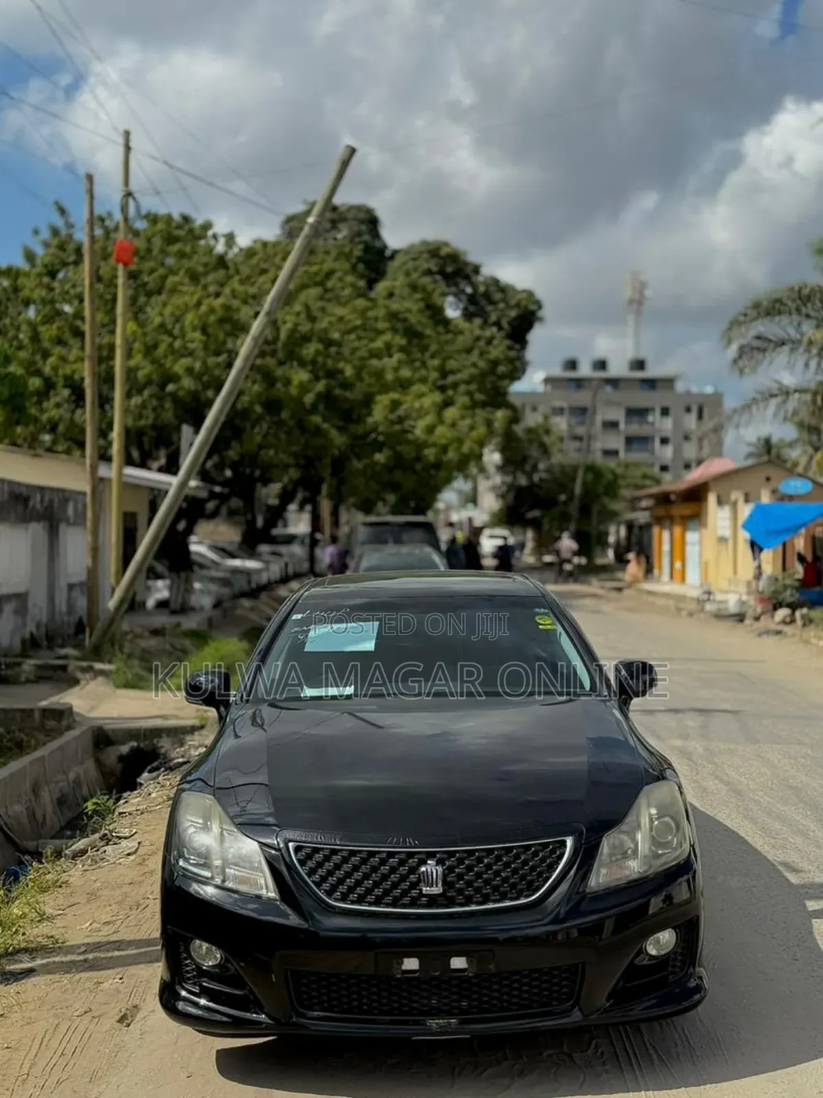 Toyota Crown 2010 Black