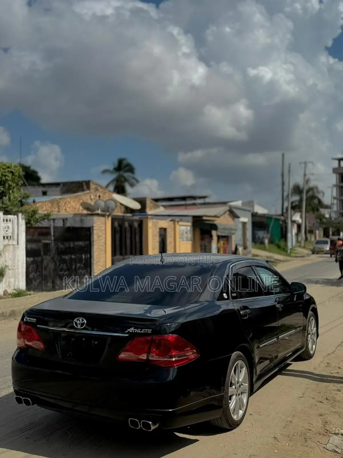 Toyota Crown 2010 Black