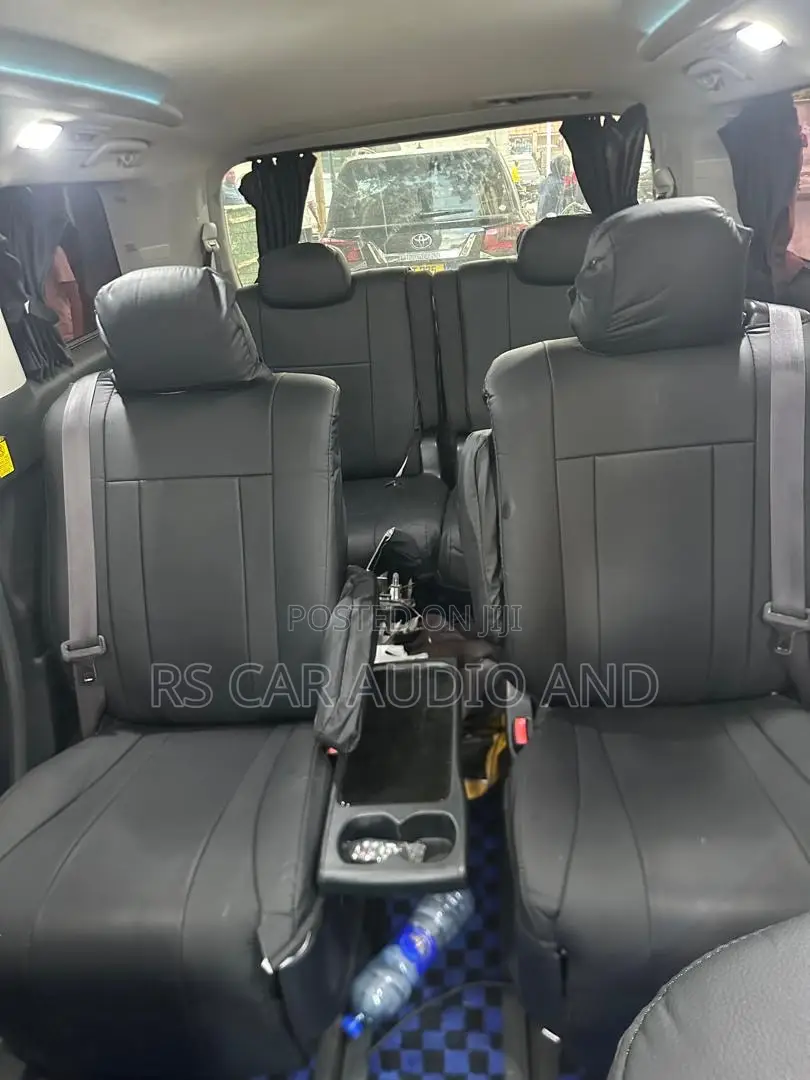 Toyota Vellfire Seat Covers