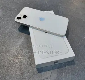 New Apple iPhone 13 128 GB White