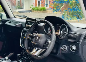 Mercedes-Benz G-Class 2018 White