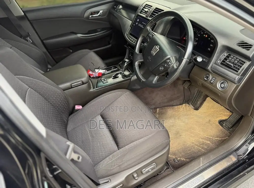 Toyota Crown 2009 Black