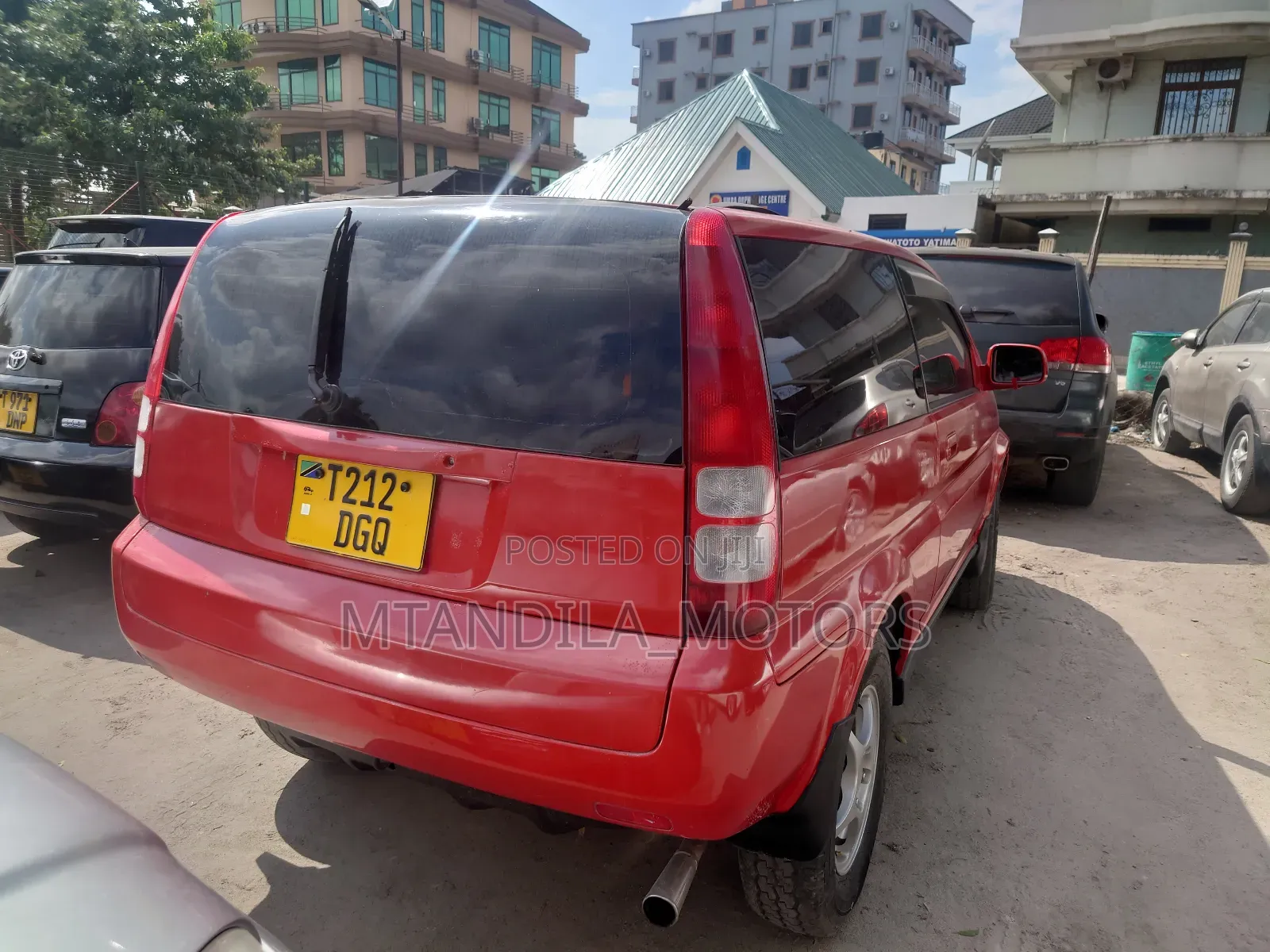 Mitsubishi RVR 2005 Red