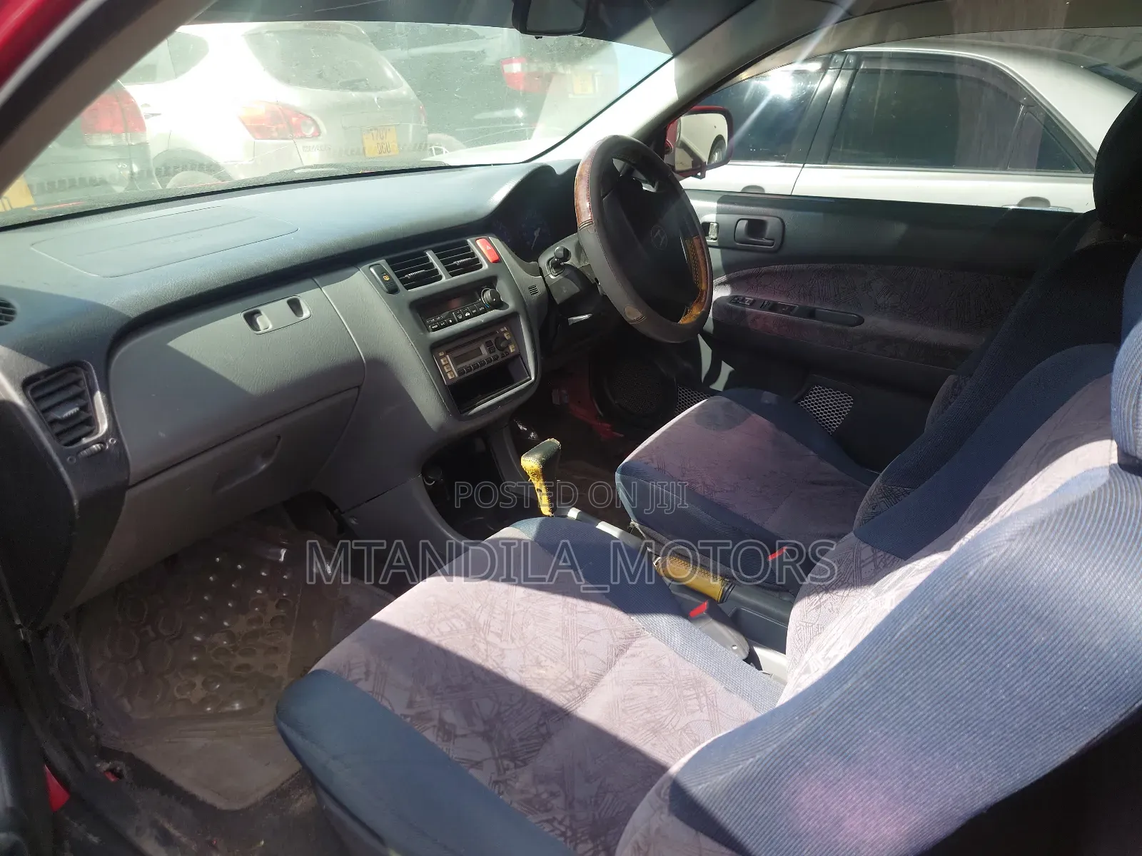 Mitsubishi RVR 2005 Red