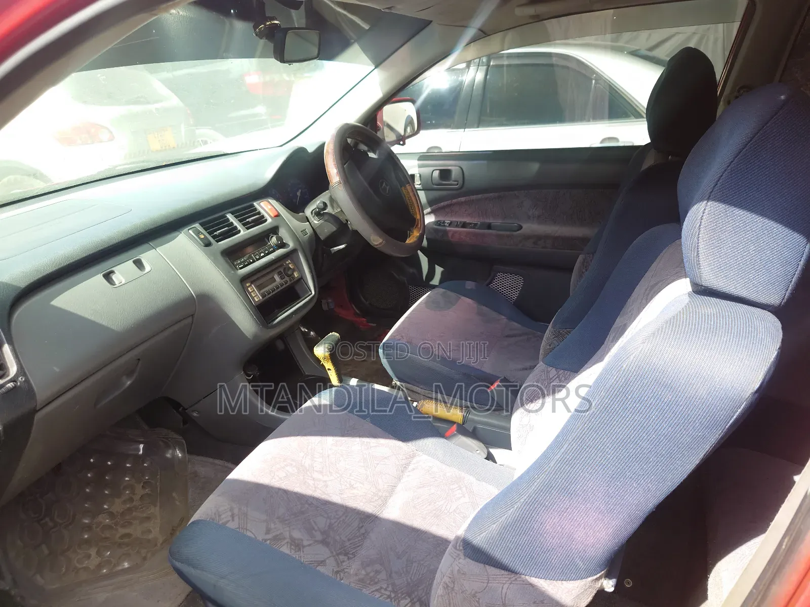 Mitsubishi RVR 2005 Red